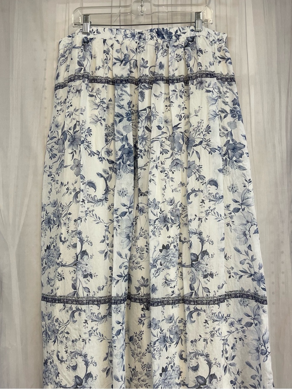 Boho Chic CottageCore Feminine Women's White Blue Floral Tiered Maxi Skirt XL - Picture 9 of 15